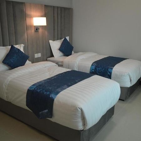 Terrace View 3 Apartment Dammam Bagian luar foto