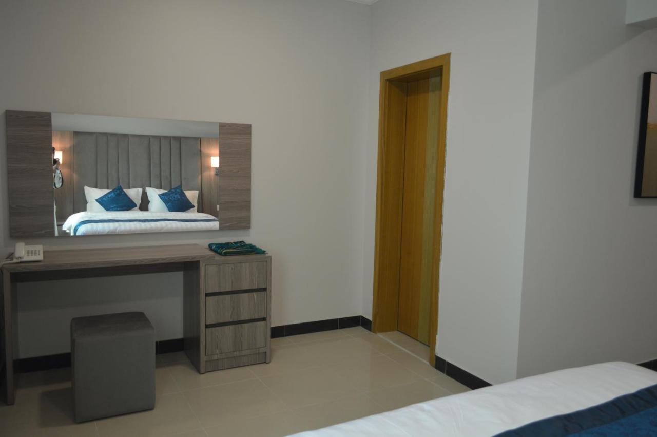 Terrace View 3 Apartment Dammam Bagian luar foto